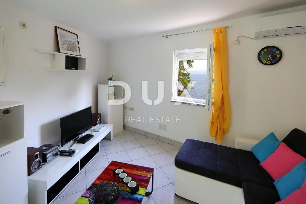 opatija - dio kuće s pogledom na more s 2 stana i 1 apartmanom - slika 44
