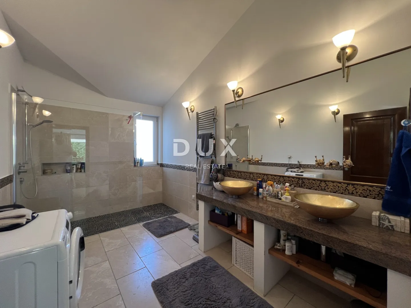 istra, poreč, samostojeća kuća, 180 m2, dva stana, bazen - slika 27