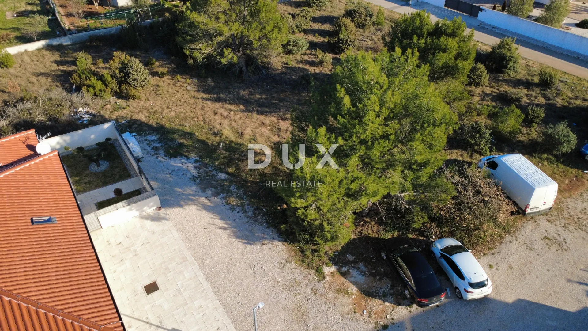 zadar, zaton - građevinsko zemljište 522 m2 pravilnog oblika - slika 6