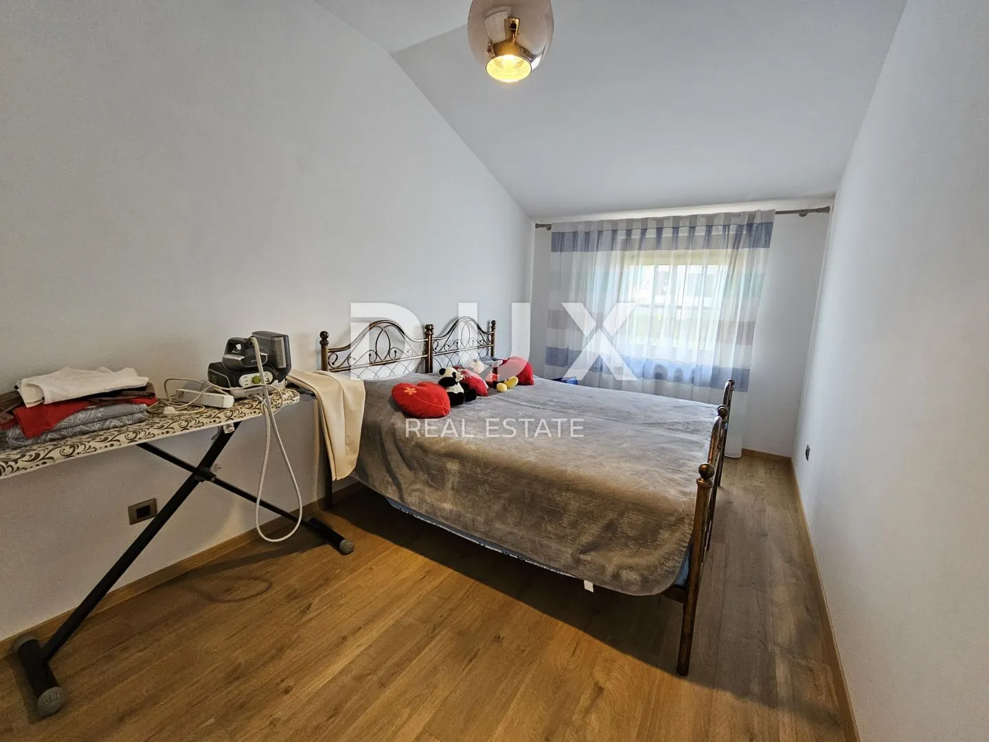 istra, pula - kvalitetna obiteljska apartmanska kuća na atraktivnoj lokaciji - slika 33