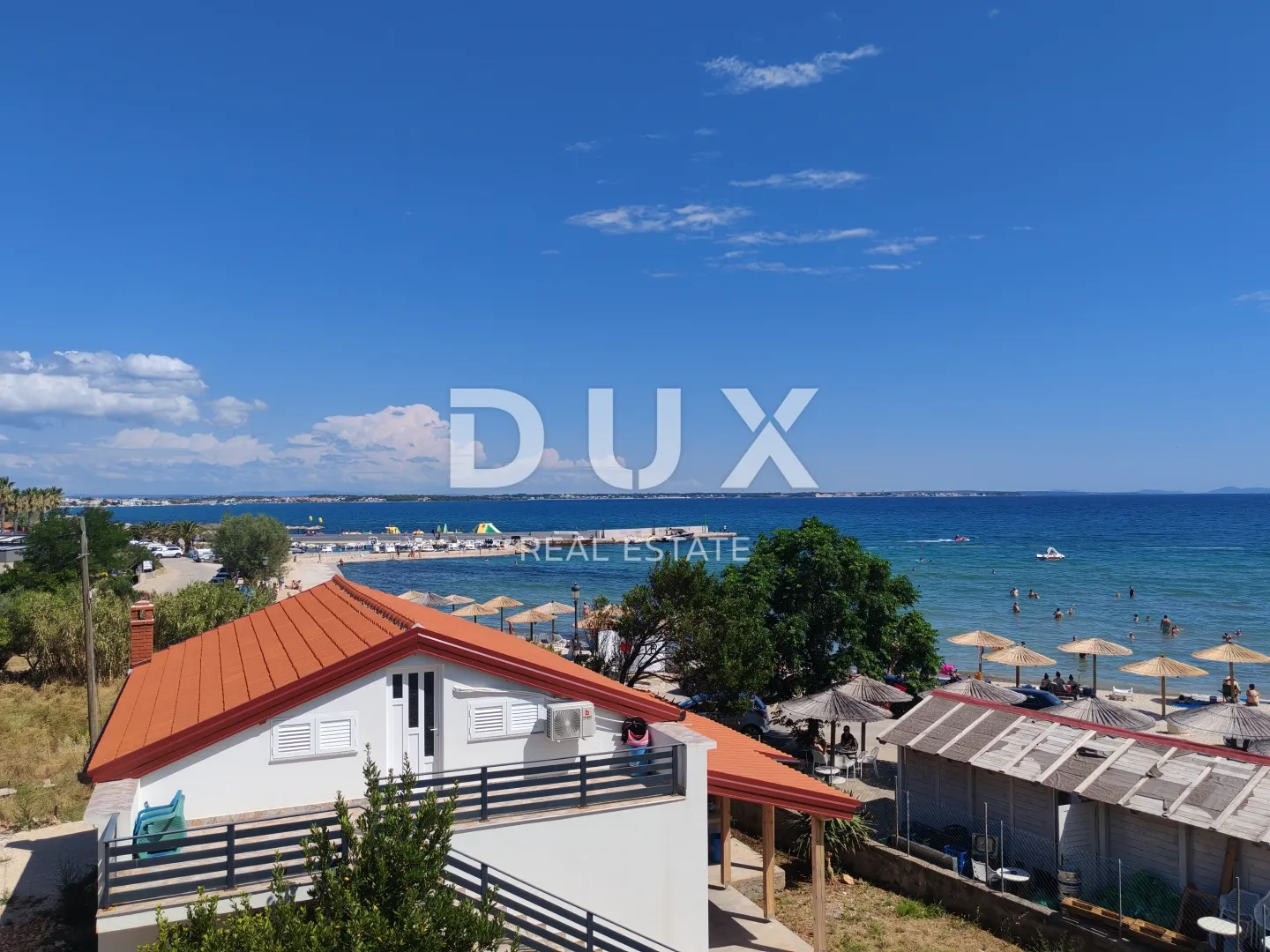 zadar, vir - luksuzan stan s krovnom terasom i prekrasnim pogledom na more ispred plaže jadro! bs4 - slika 7