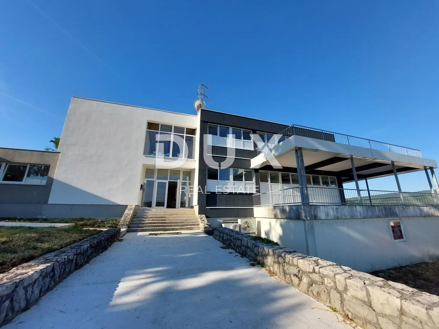 istra, pićan - motel sa 70 ležaja površine 1025 m2 - slika 36