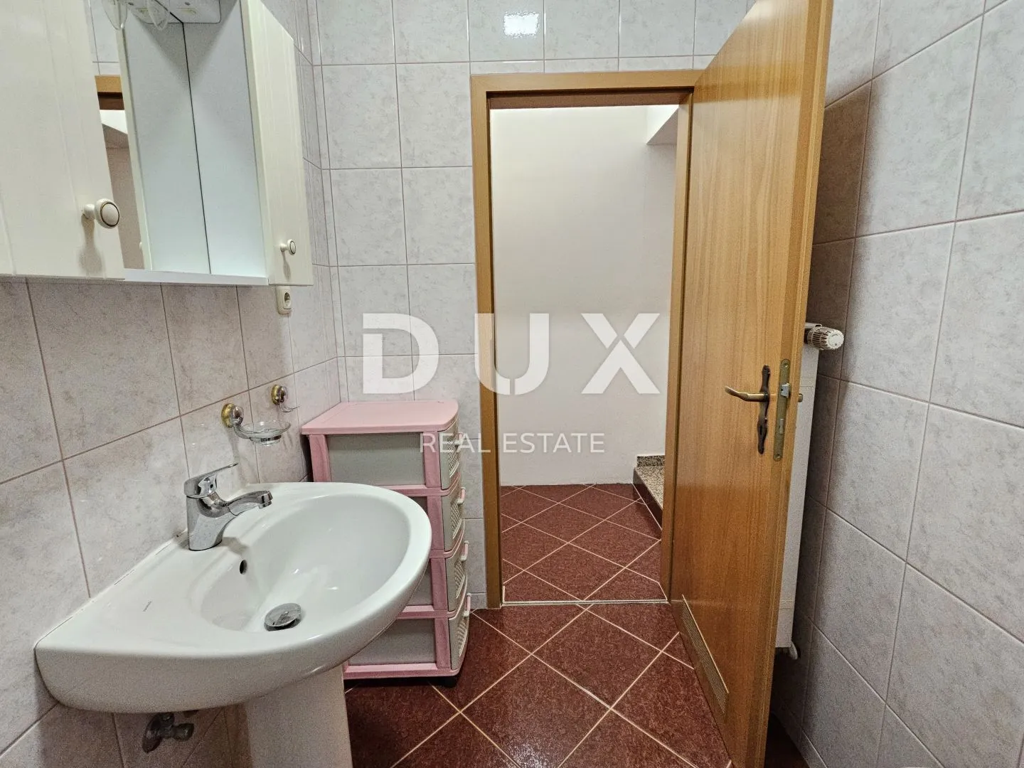 istra, pula - kvalitetna obiteljska apartmanska kuća na atraktivnoj lokaciji - slika 122