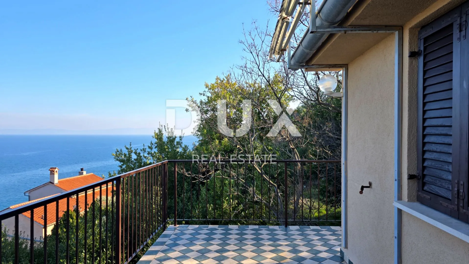 istra, rabac - apartmanska kuća 70 metara od mora - slika 8