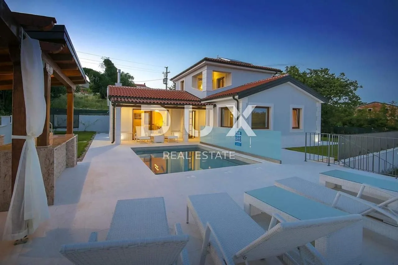 istra, novigrad - lijepa vila s bazenom! - slika 3