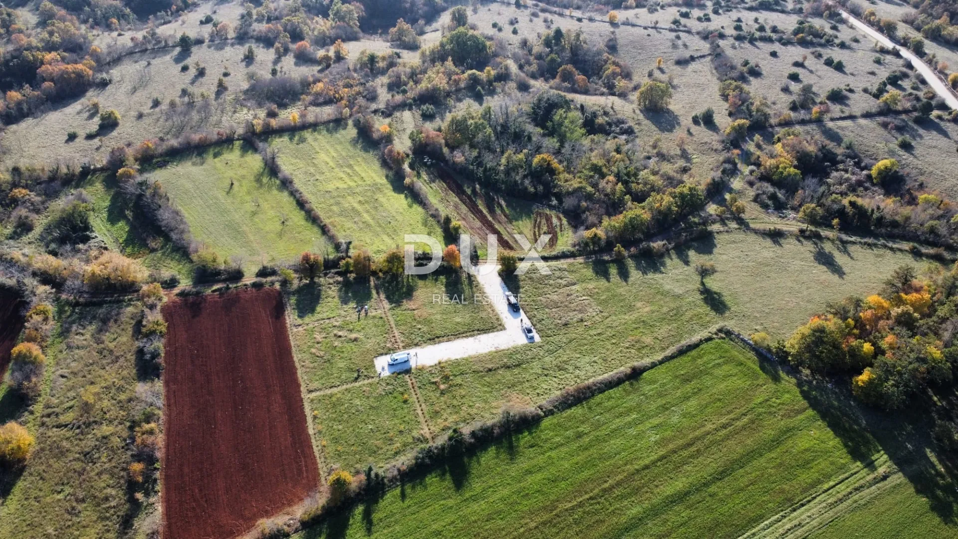 istra, žminj - građevinsko zemljište s dozvolom i projektom - slika 5