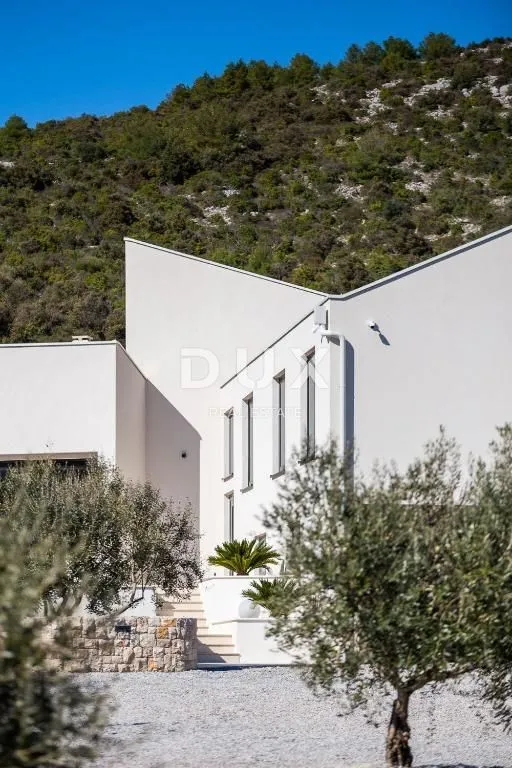 dalmacija, trogir - luksuzna vila s bazenom - slika 7