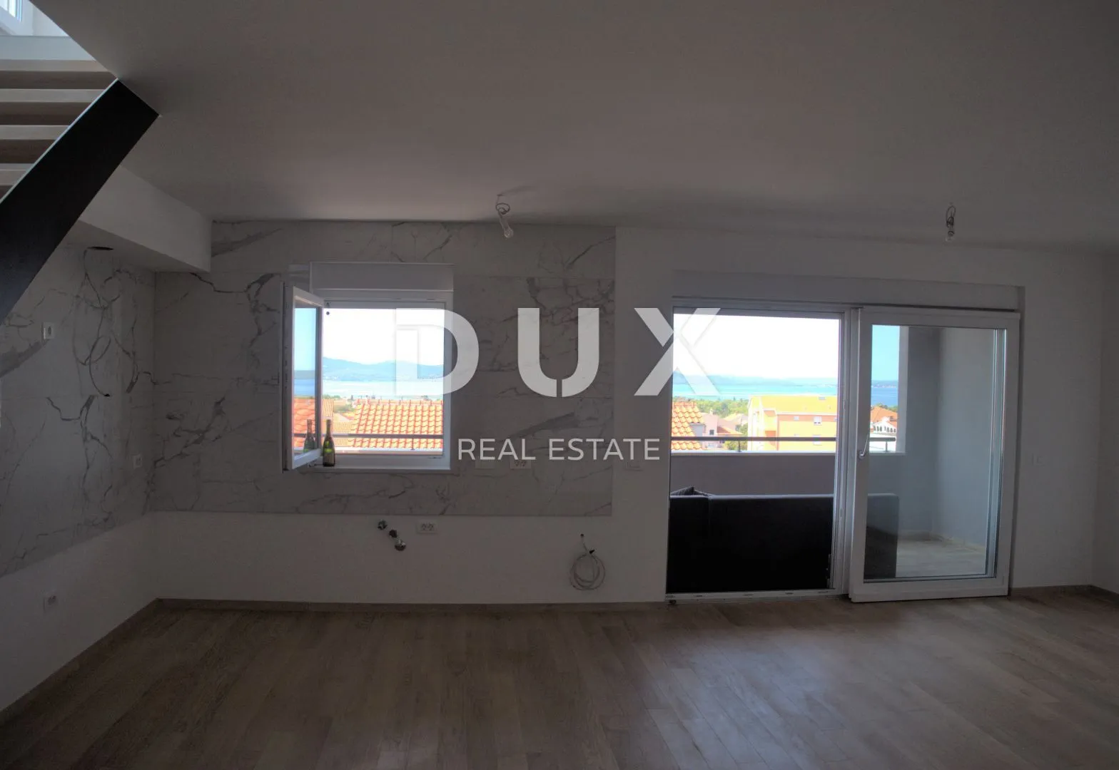 zadar, mocire - penthouse na traženoj lokaciji - slika 16