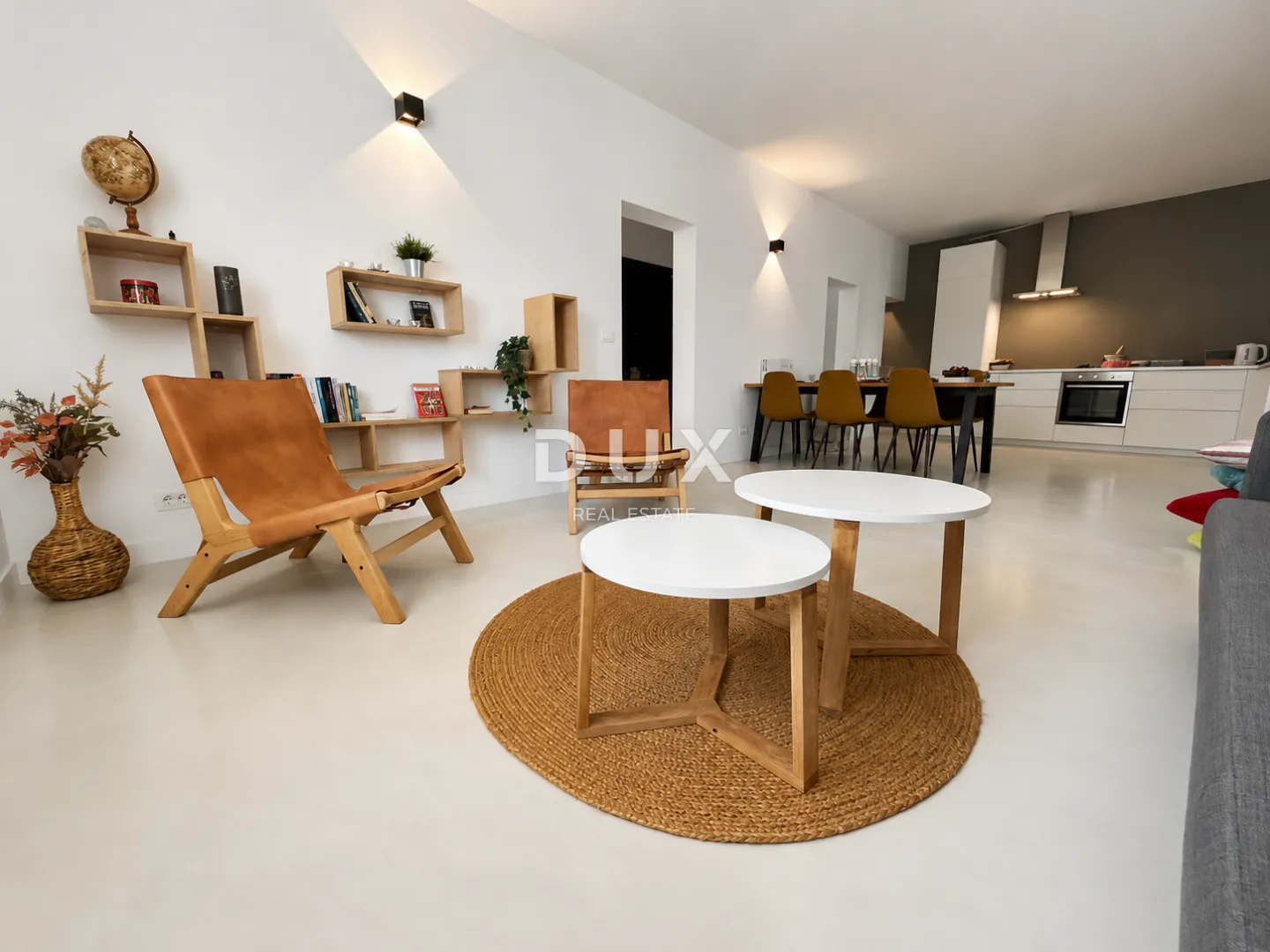 dalmacija, vodice – privatni mini resort s 4 apartmana i bazenom, 300 m od centra - slika 40