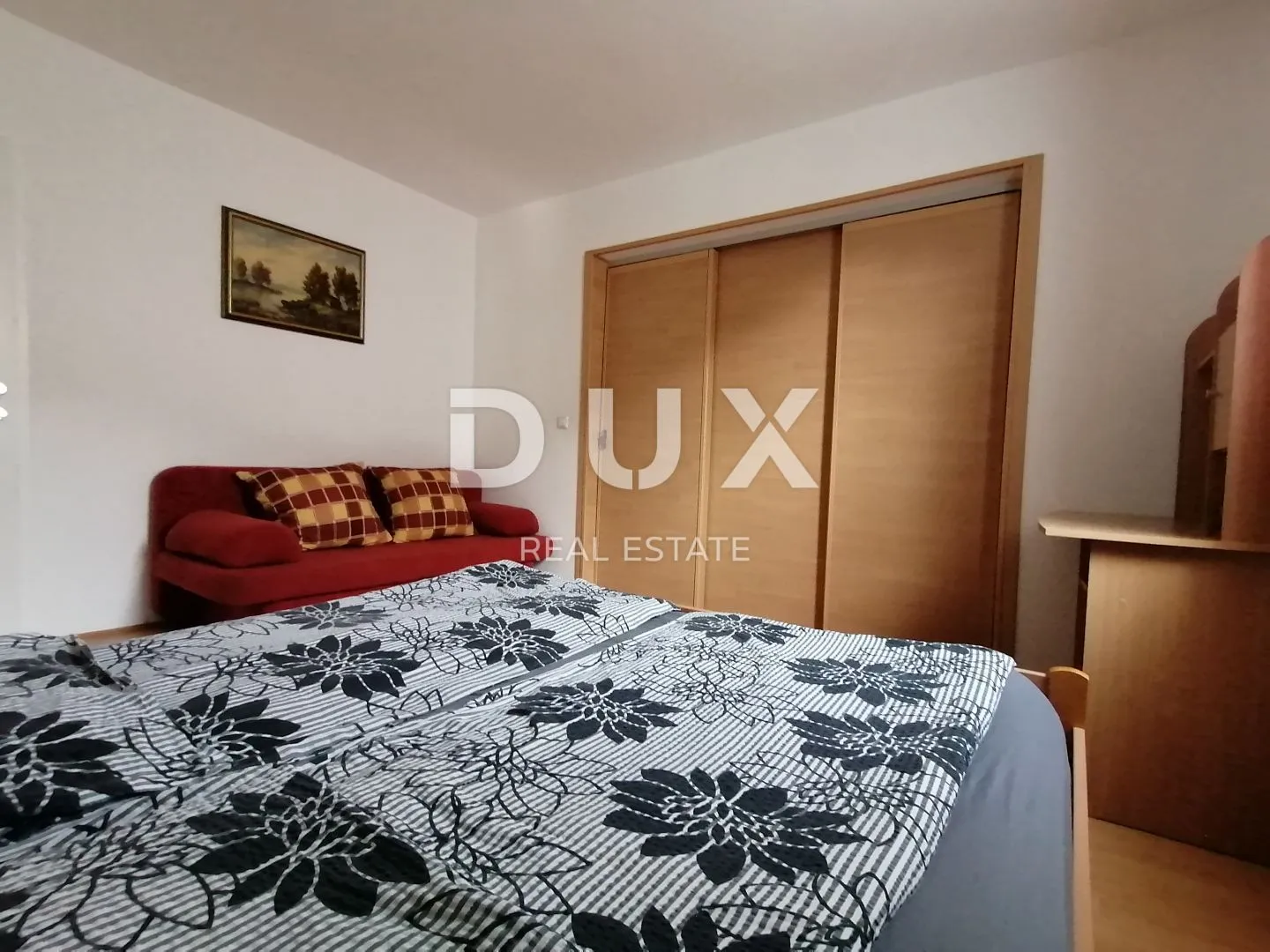 istra, rovinj apartmanska kuća na samo 40m od mora! - slika 33