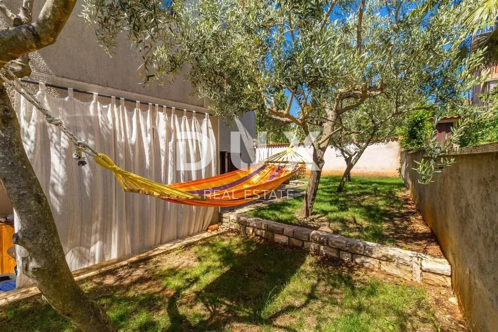 otok krk, šotovento - samostojeća kuća sa 3 apartmana i pogledom na more - slika 8