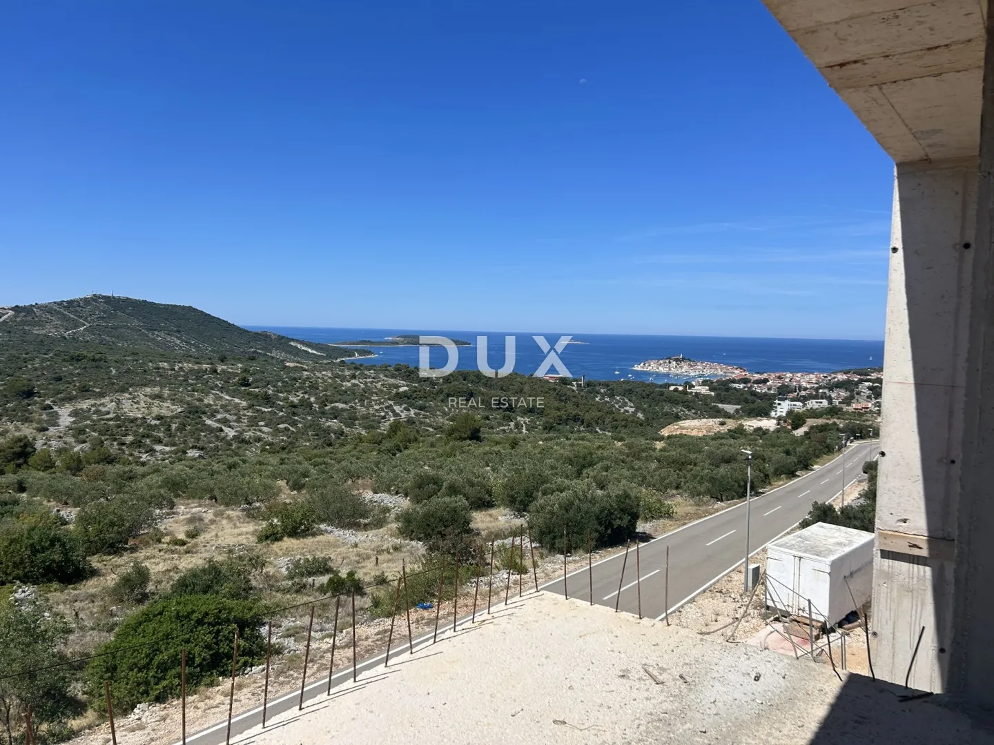 dalmacija, primošten – stan 2s+db na 2. katu, pogled na more i garaža - slika 2