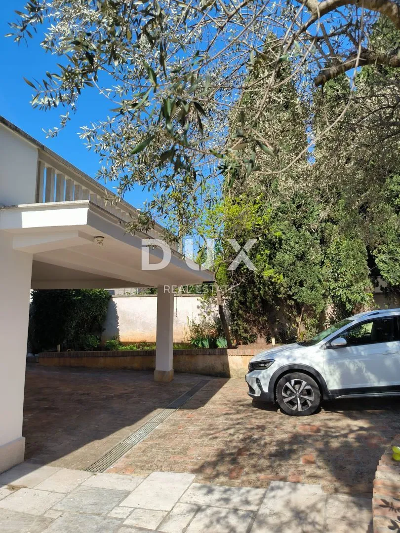 istra, umag - raskošna vila prvi red do mora! - slika 54