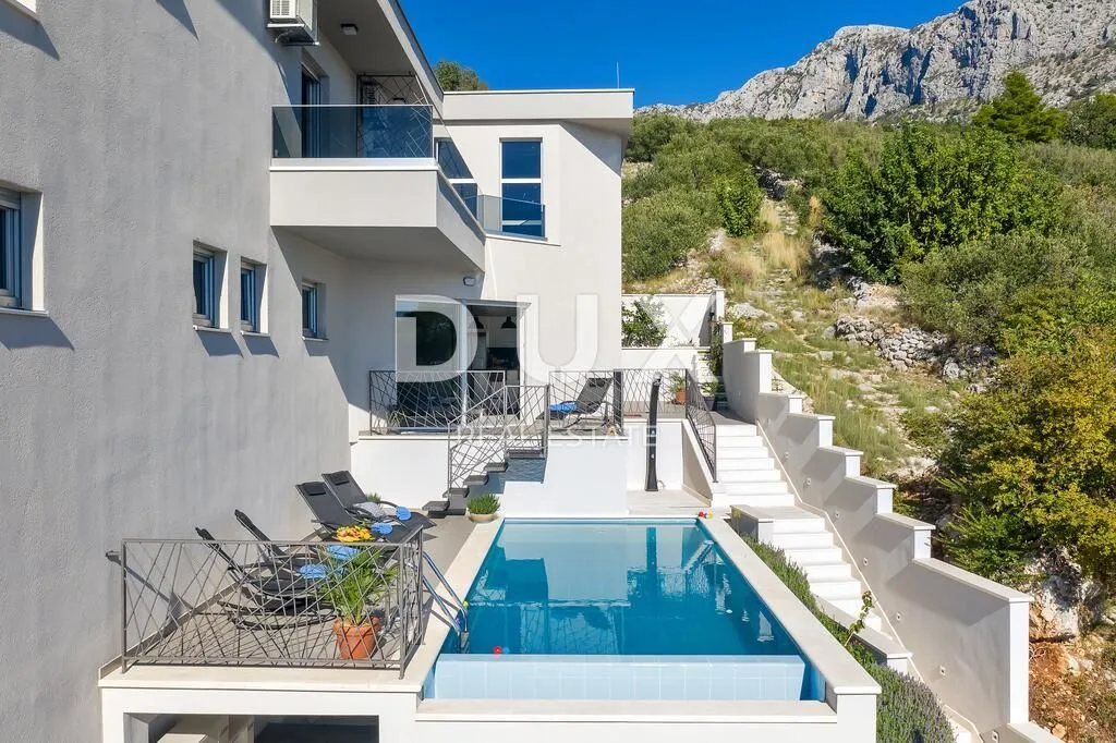 PODGORA - luksuzna apartmanska kuća