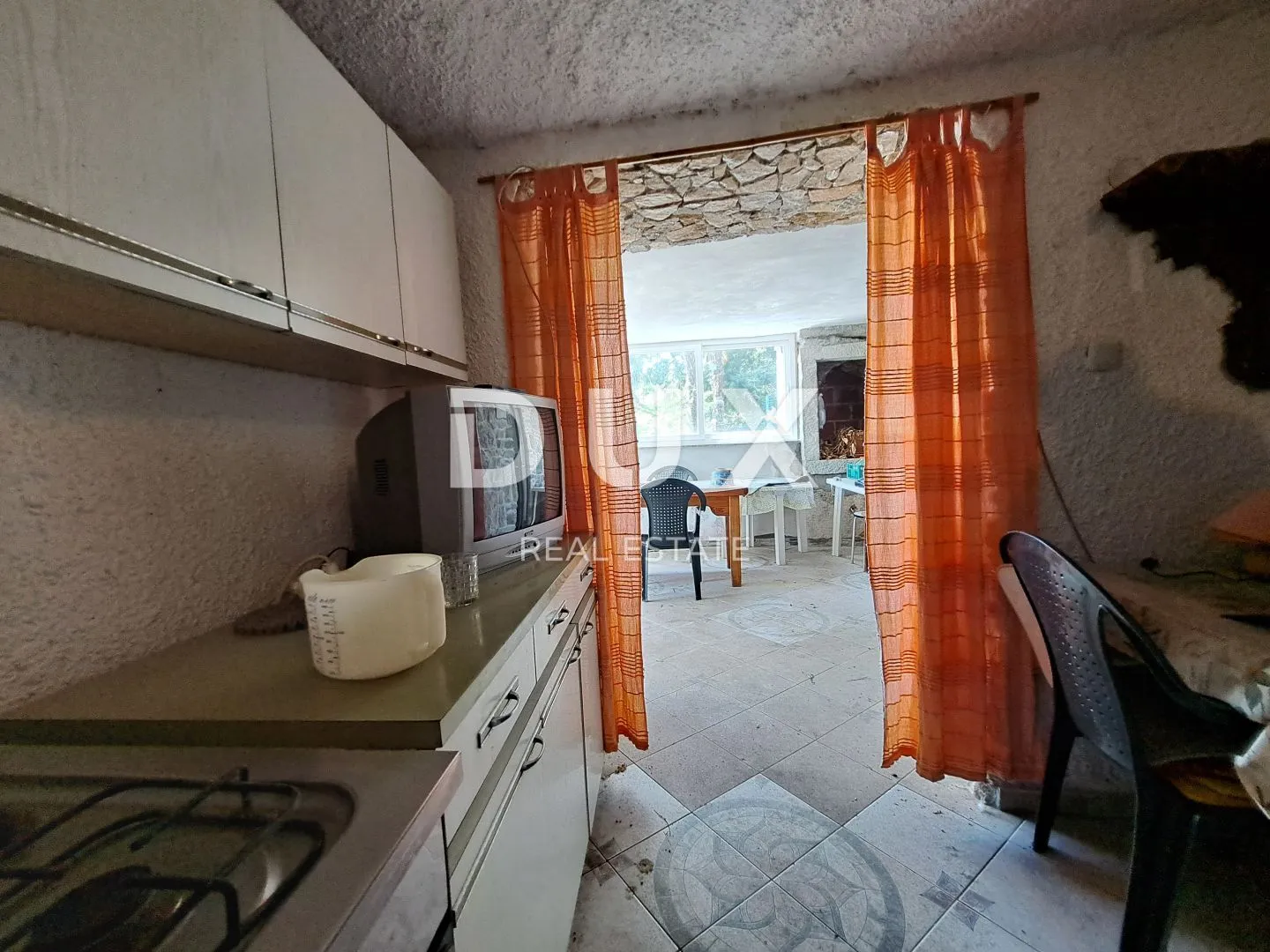 opatija, oprić - obiteljska kuća s tri stambene jedinice na parceli od 1890 m2 - slika 8