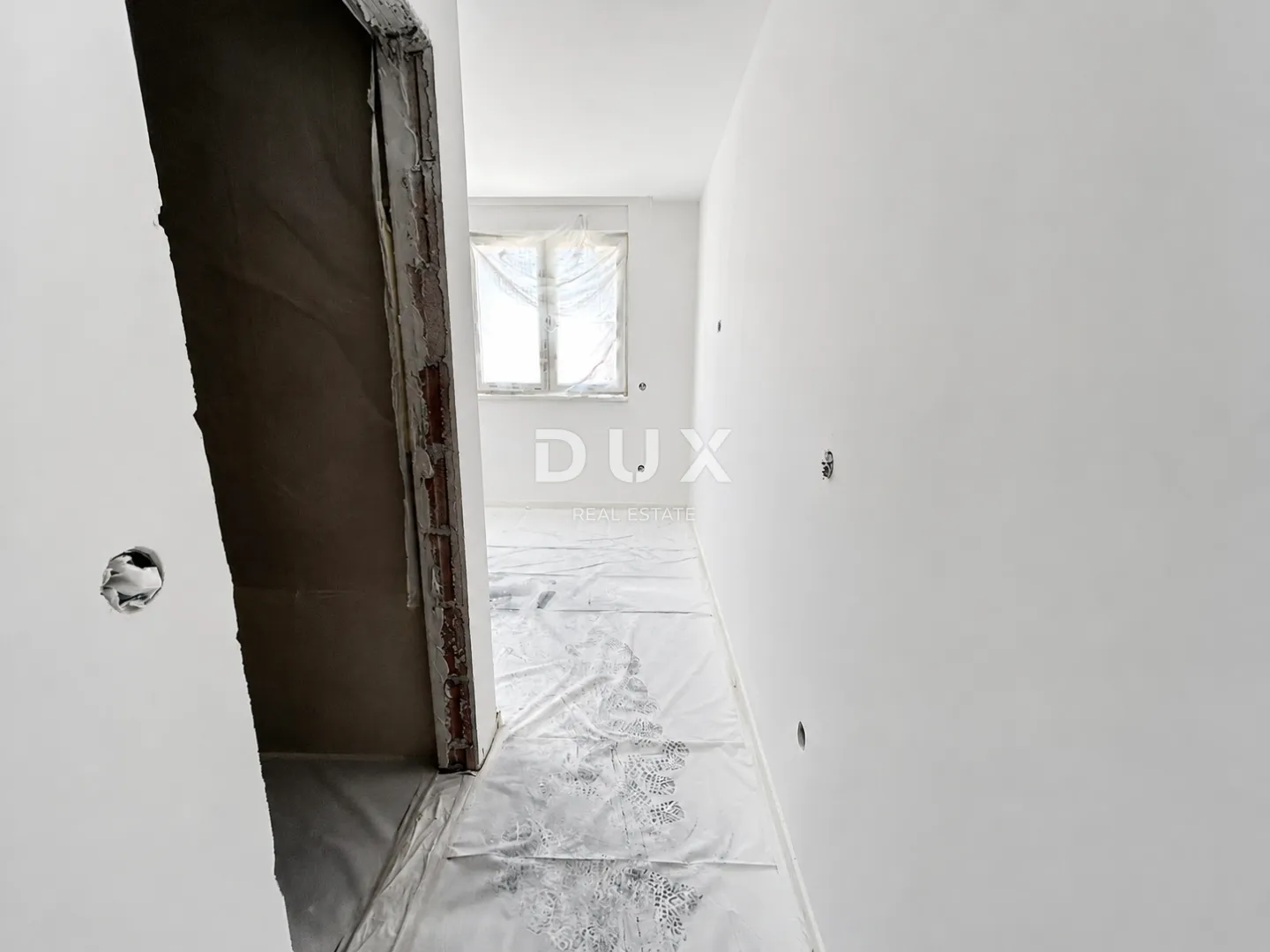 vodice, srima – penthouse s liftom, krovna terasa 109 m², 70m od plaže - slika 19