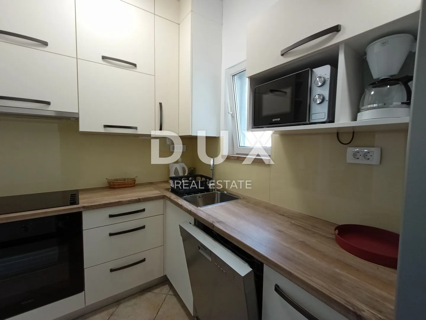 zadar, debeljak - prekrasna vila s bazenom - slika 15