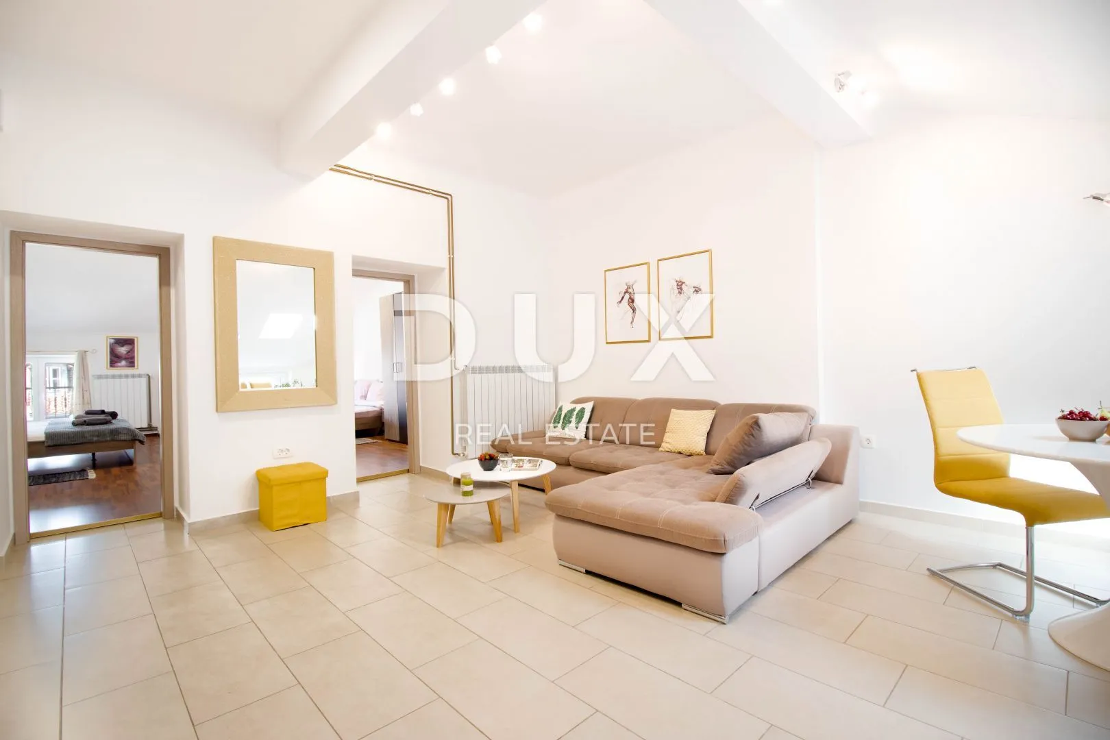 rijeka, centar - moderni 2s+db apartman na traženoj lokaciji - slika 2
