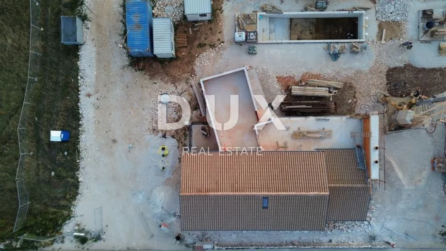 istra, svetvinčenat, vila, 254,11 m2, bazen, jacuzzi - slika 35
