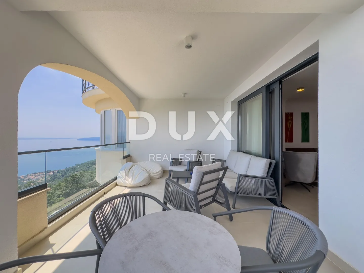 opatija, lovran - ekskluzivan stan s panoramskim pogledom i bazenom - slika 2