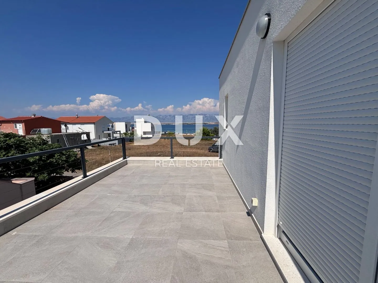 otok vir - moderna vila 100m od mora - slika 21