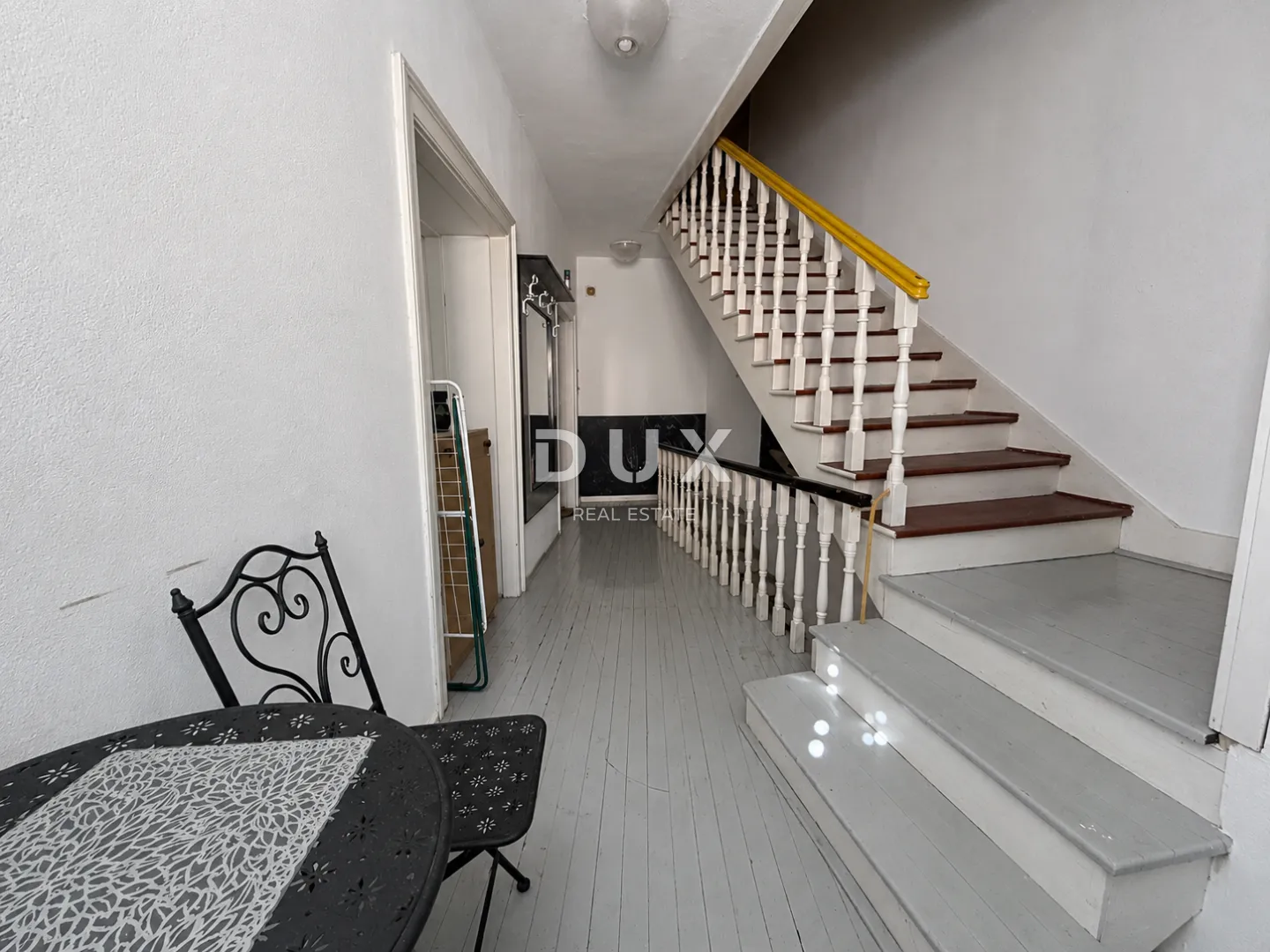 šibenik, centar – uređen stan 66,80 m², 240 m od mora, investicijski potencijal - slika 31
