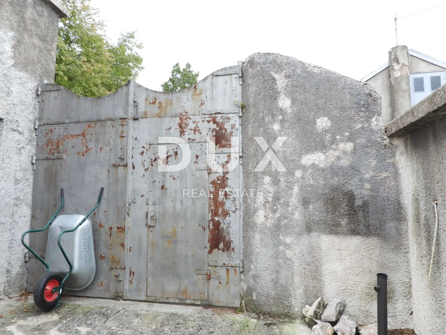 rijeka, hreljin- dvojna kuća 150m2 s pogledom na more + okoliš 650m2 - slika 49