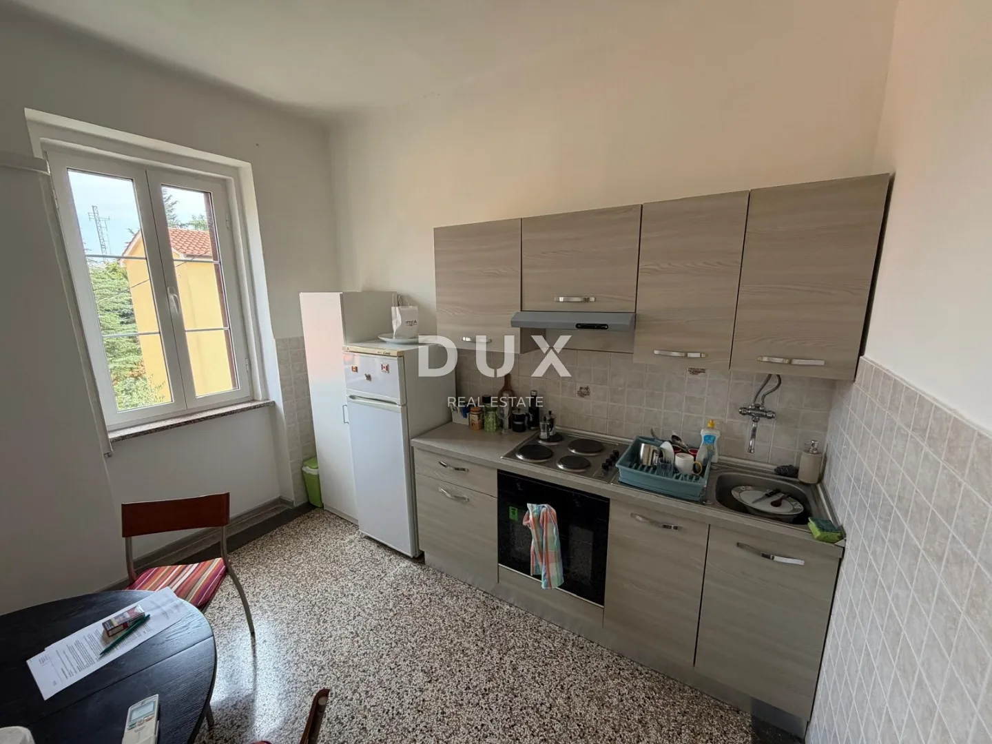 rijeka, centar - samostojeća kuća s 3 odvojena stana + okućnica! prilika! - slika 18