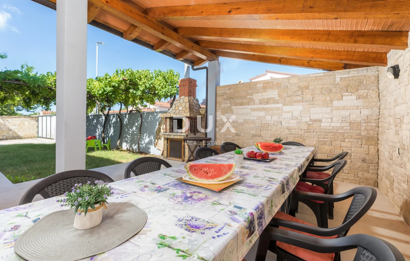 istra, medulin - kuća s 3 stambene jedinice blizu mora! - slika 15