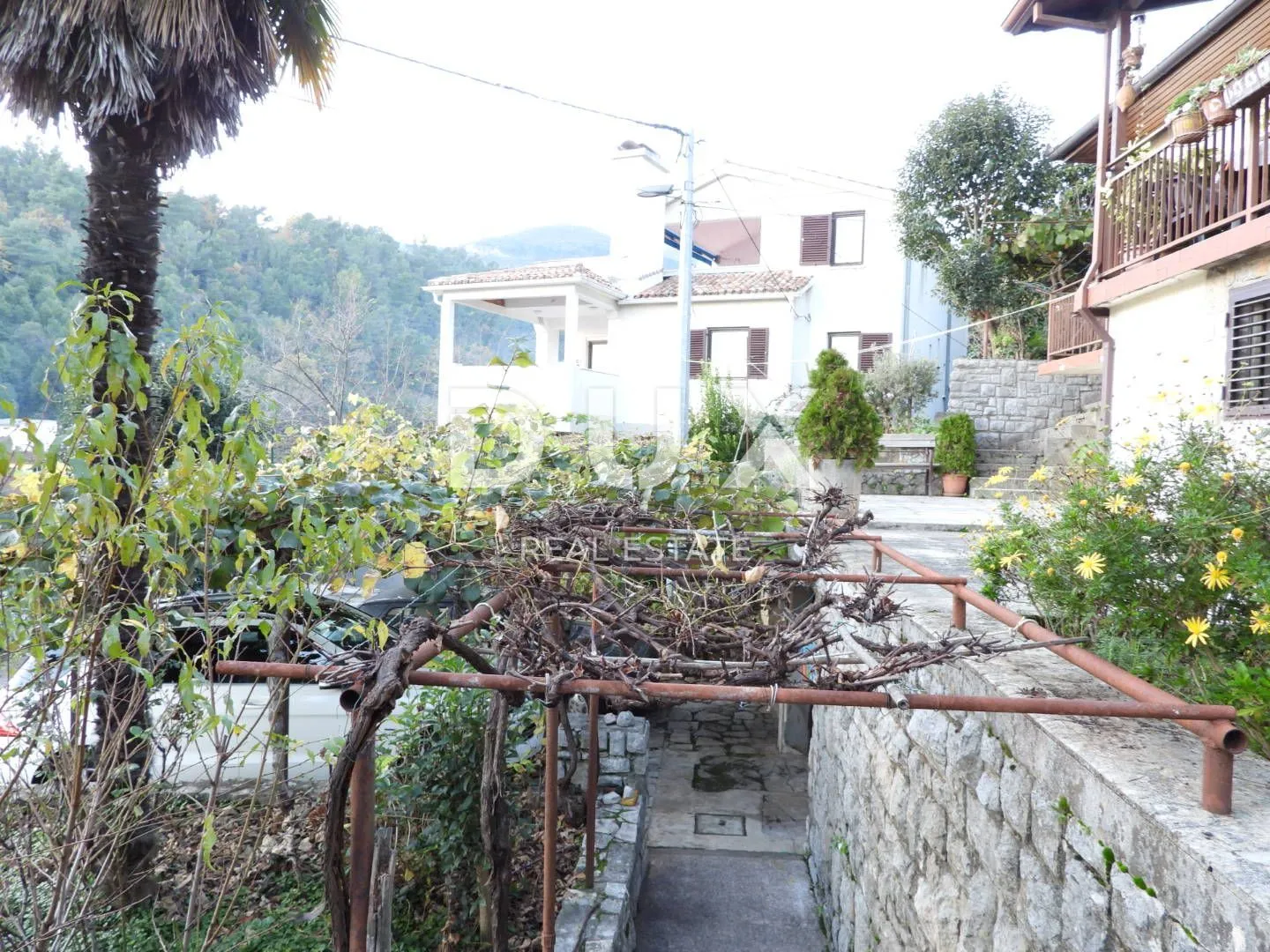 opatija, ika - kuća 139m2 2.red do mora + okućnica 939m2 - slika 7