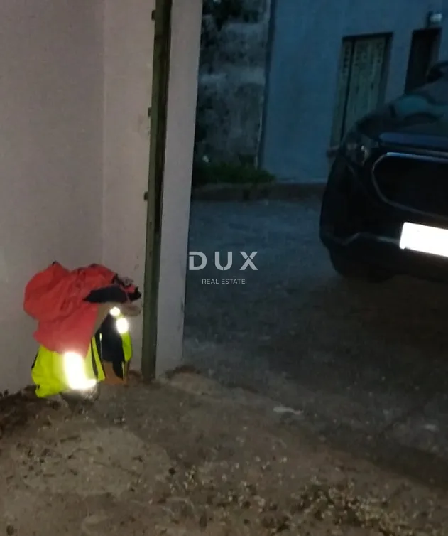 rijeka, sušak - prodaja garaže 18 m2 - slika 4