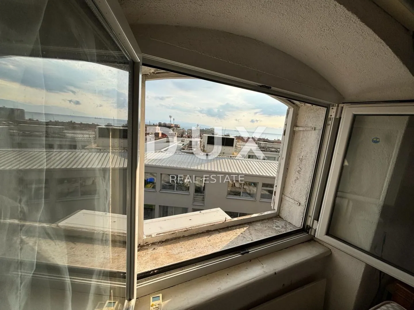 rijeka, centar - stan u strogom centru grada! 360 metara od mora!!! prilika!!! - slika 2
