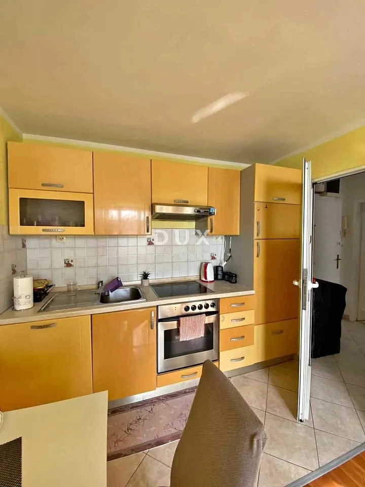 RIJEKA, TURNIĆ – Sunčan stan južne orijentacije s novom fasadom, idealan za život ili investiciju