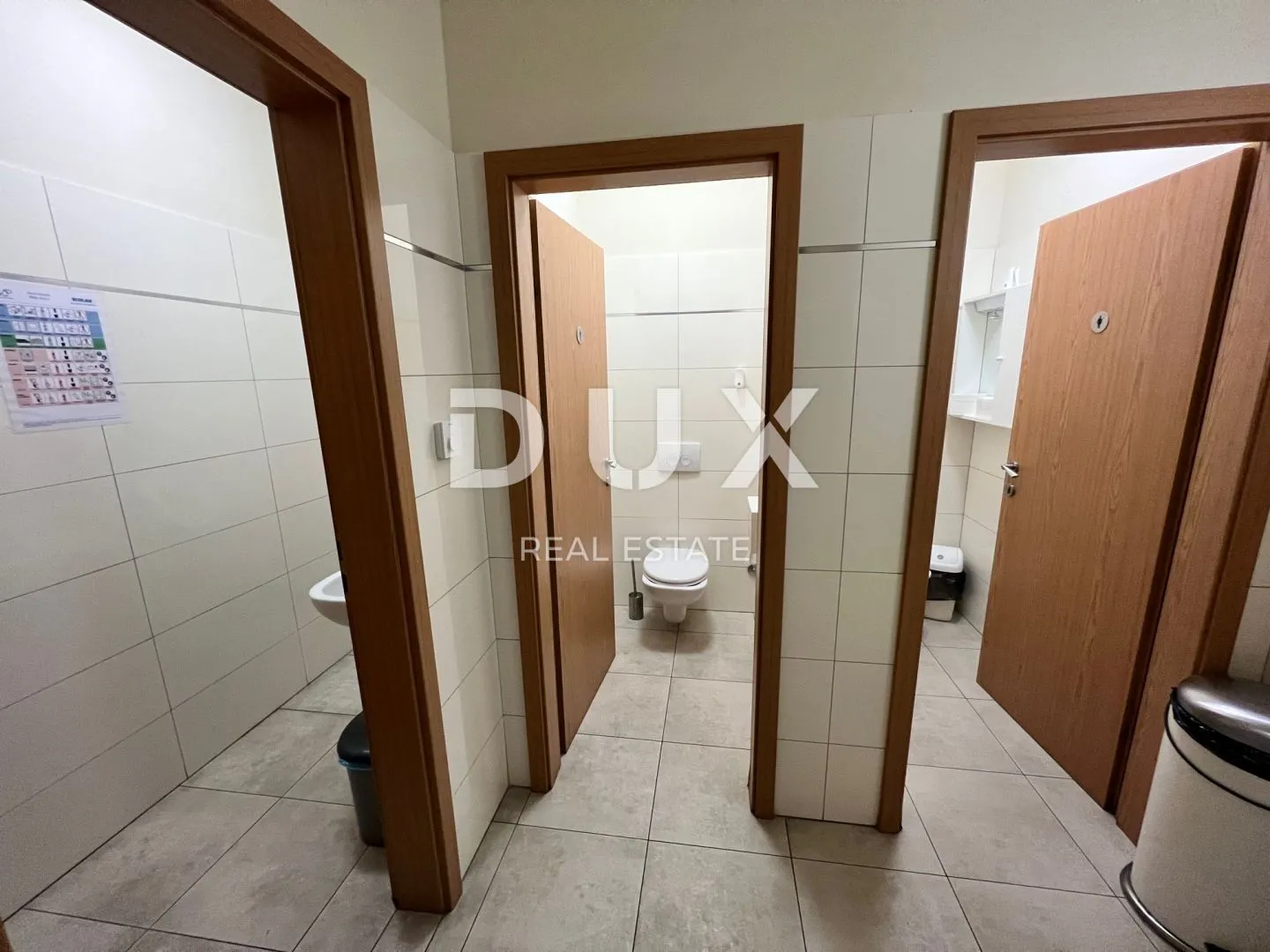 rijeka, kastav - poslovni prostor / uredski prostor 368 m2, modernije uređen!!! - slika 16