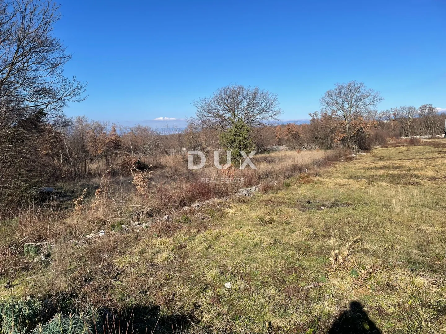 OTOK KRK, MALINSKA - Atraktivno građevinsko zemljište - Kremenići, Malinska-Dubašnica