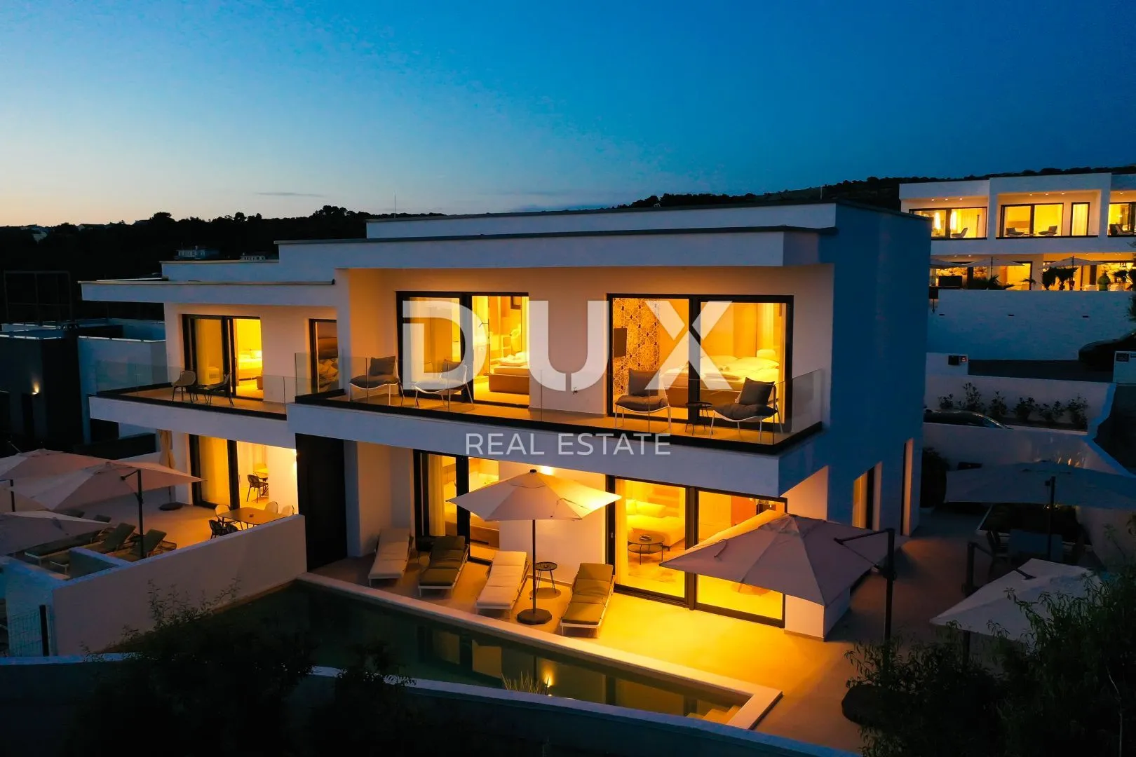 otok pag, novalja, jakišnica - izuzetna moderna vila s bazenom - slika 2