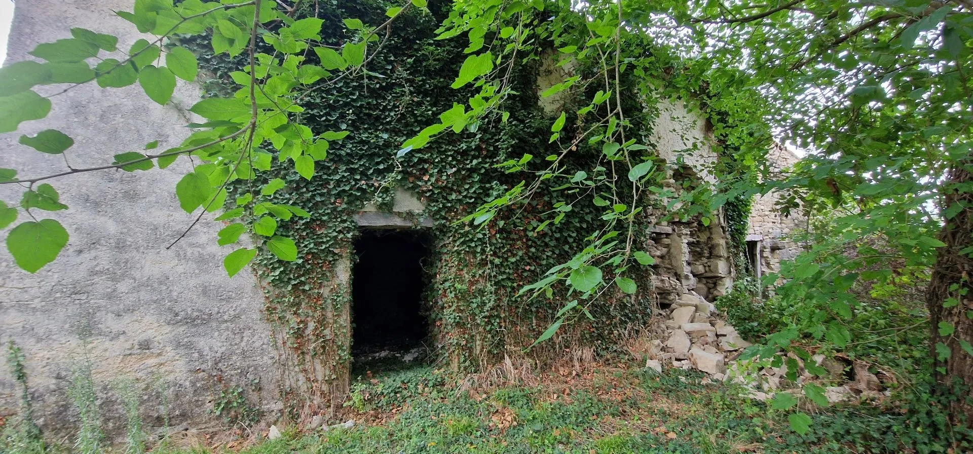 istra, gračišće - kameni objekti s prostranim zemljištem na osami - slika 9