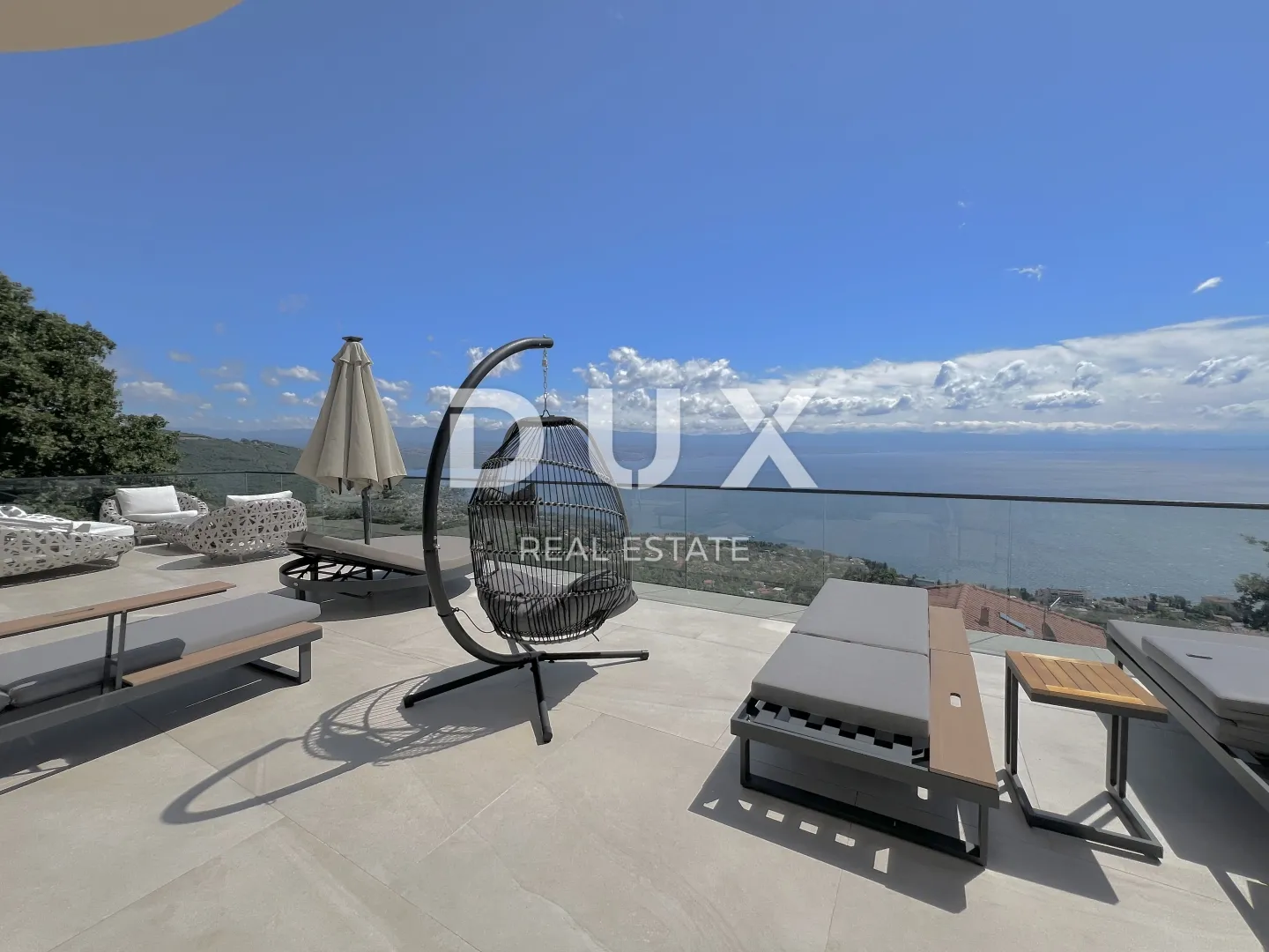 opatija, lovran - ekskluzivan stan s panoramskim pogledom i bazenom - slika 14