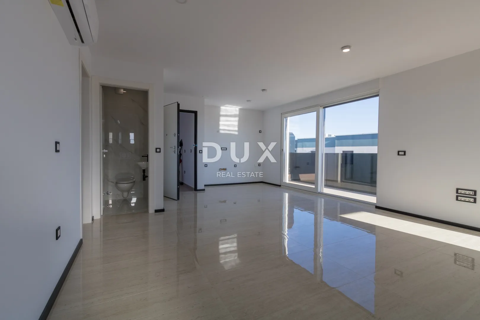 dalmacija, pakoštane – penthouse s pogledom na more - slika 4