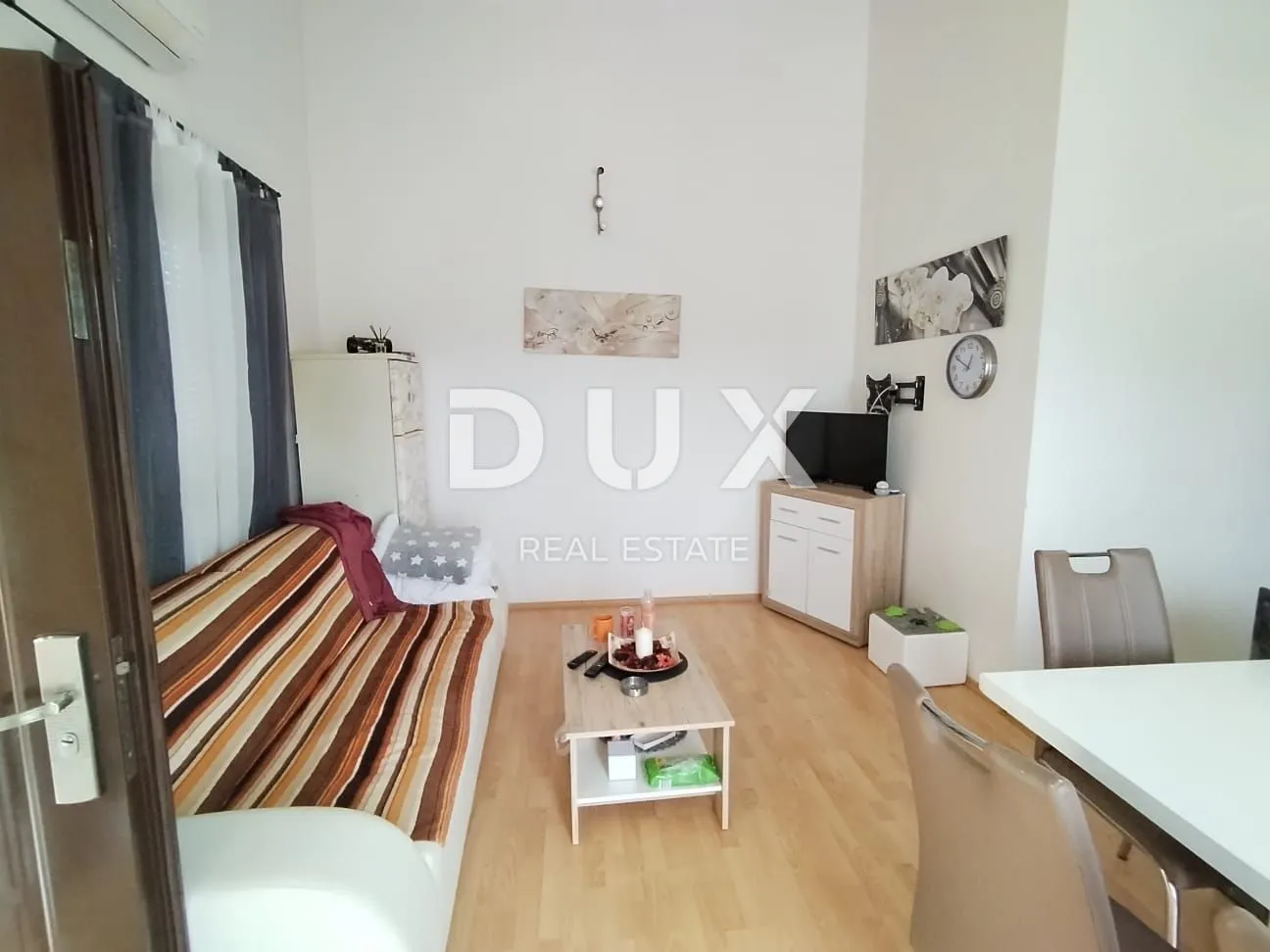istra,šišan - kuća sa dva stana i garažom! - slika 13
