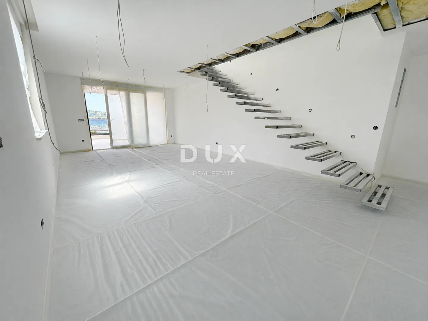 vodice, srima – penthouse s krovnom terasom, pogledom na more i liftom - slika 12
