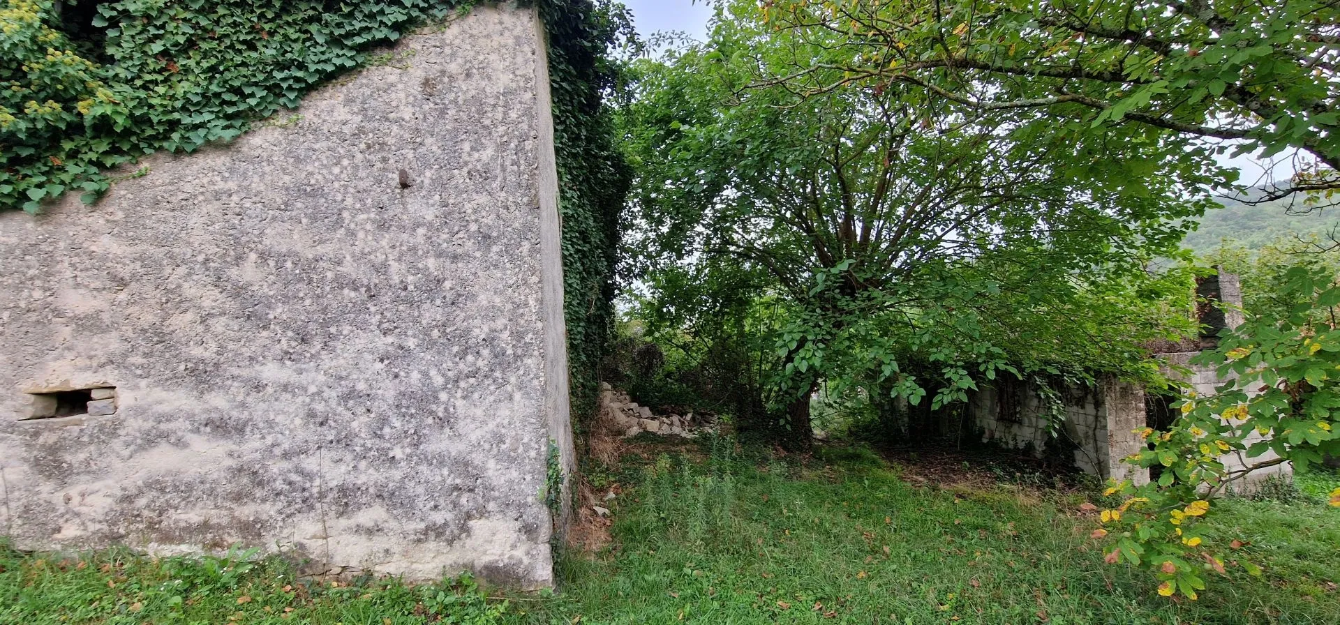 istra, gračišće - kameni objekti s prostranim zemljištem na osami - slika 12