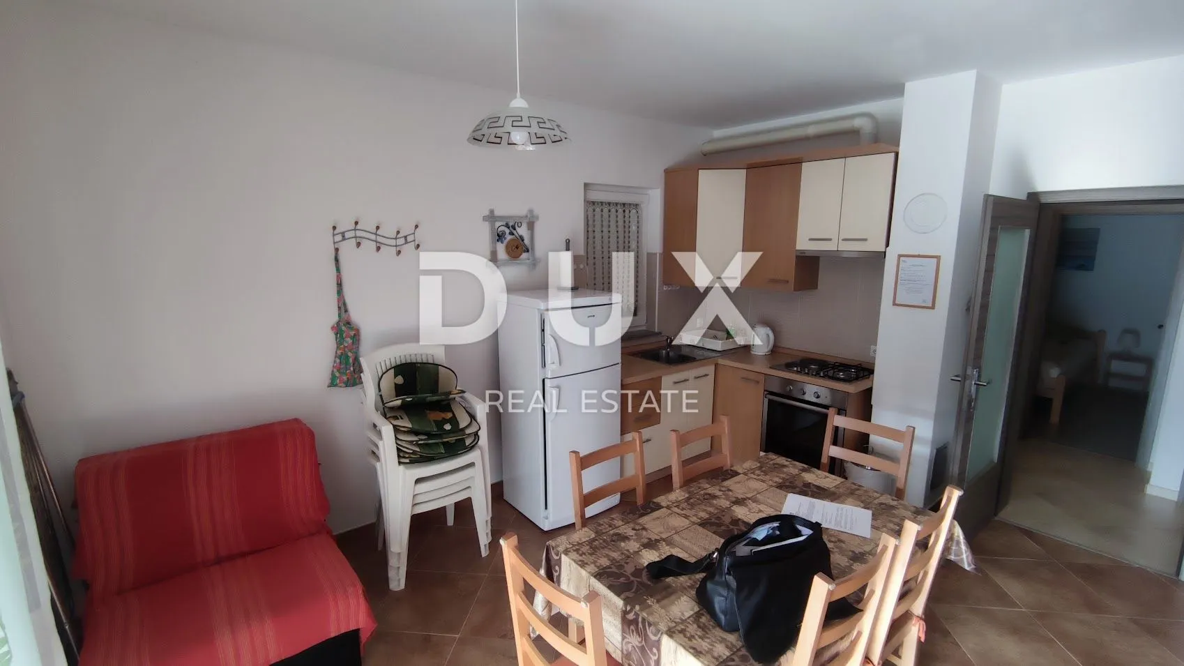 otok krk, baška - dvojna kuća sa dva apartmana - slika 28