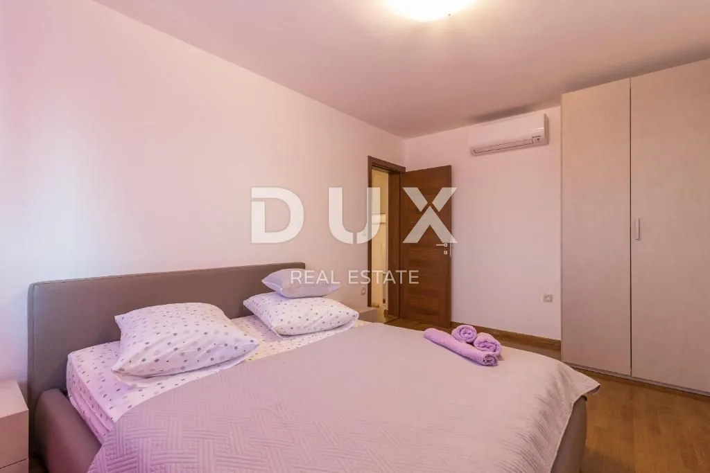 istra, pula - prostrana kuća sa dva stana - slika 19