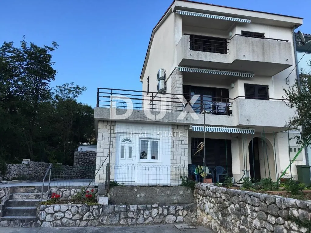 crikvenica, jadranovo - lijepa kuća s pet apartmana - slika 2