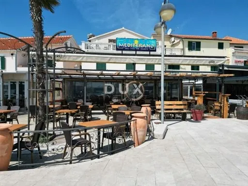 dalmacija, vodice - ekskluzivna nekretnina na rivi, kuća s restoranom u 1. redu do mora - slika 10