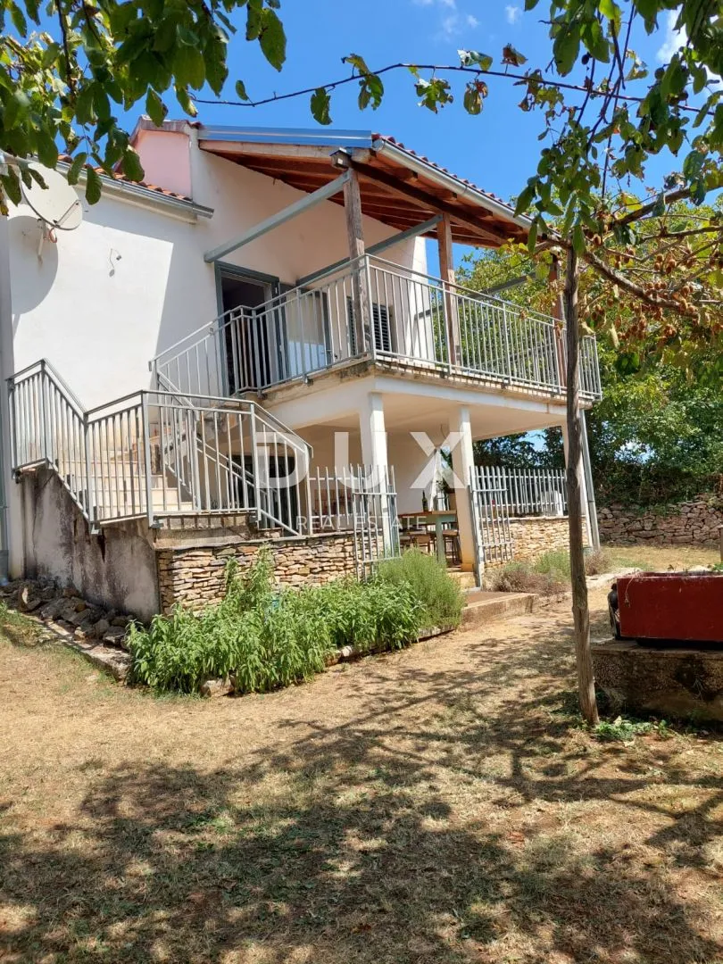 istra, oprtalj - imanje od dvije kuće s pripadajućom okućnicom na ugodnoj lokaciji, prilika! - slika 3