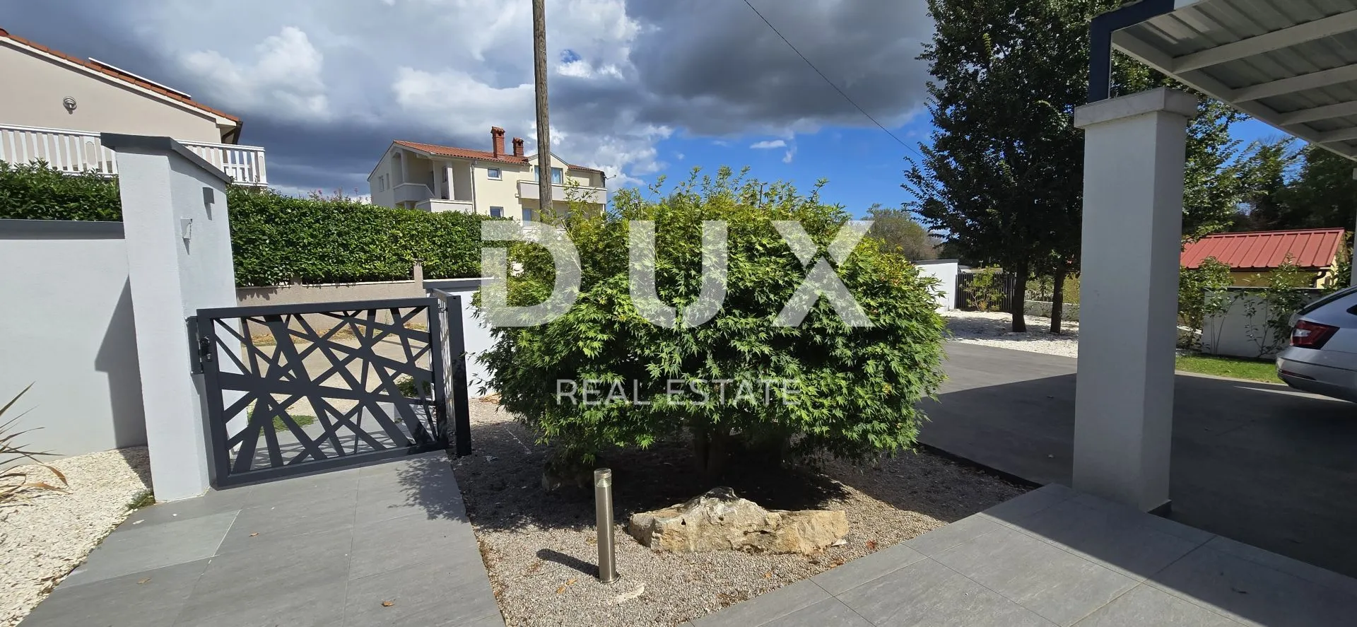 istra, loborika - moderna vila s bazenom - slika 42