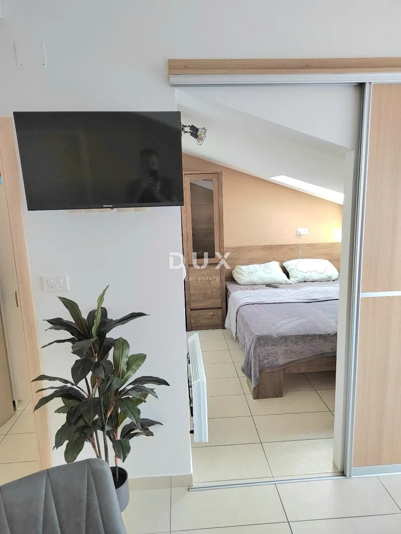 crikvenica - prvi red do mora, moderno uređen apartman u srcu crikvenice - slika 13
