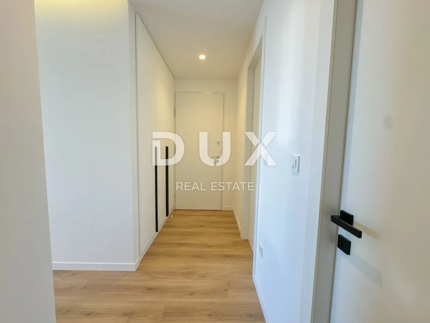 opatija, centar - stan 132m2 u novogradnji s vrtom, bazenom, garažom, pogled na more, centar opatije - slika 25